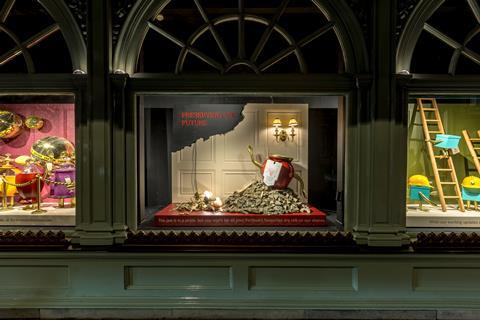 Fortnum & Mason builder windows 2025